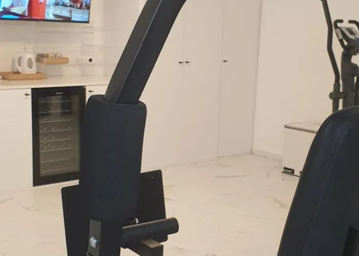 Beachfront Luxury - Private Infinity Pool, Sauna & Mini-gym * פובליאנה