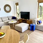 Apartman Beachfront Luxury - Private Infinity Pool, Sauna & Mini-gym *